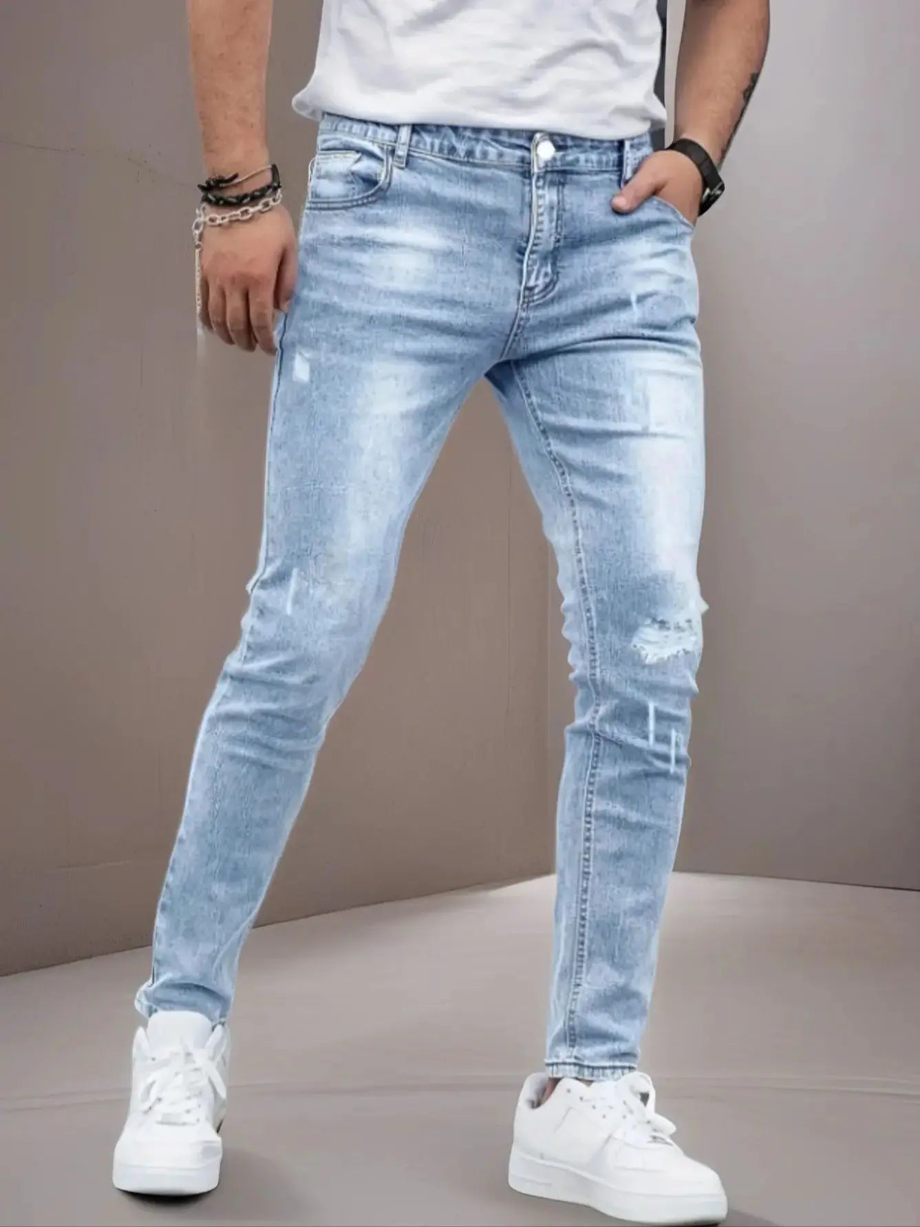 Men's Slim-Fit Stretch Jeans - All-Season Casual Five-Pocket Light Blue | Effortless Comfort for Fall Layers - Buy online at  Vibe In Cart.