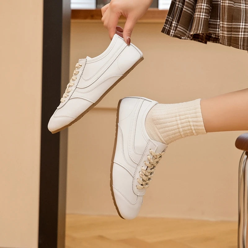 Women's Retro Flat Lace-Up Genuine Leather Sneakers Large Size