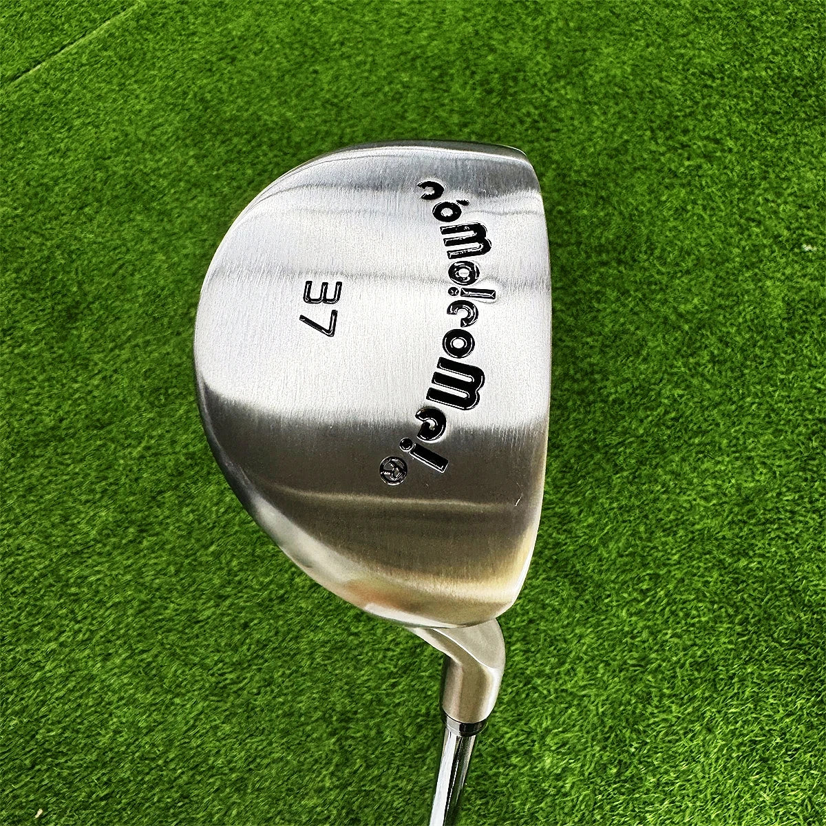 Right Handed Golf Putter with Steel Shaft and Graphite Head