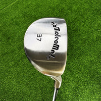 Right Handed Golf Putter with Steel Shaft and Graphite Head