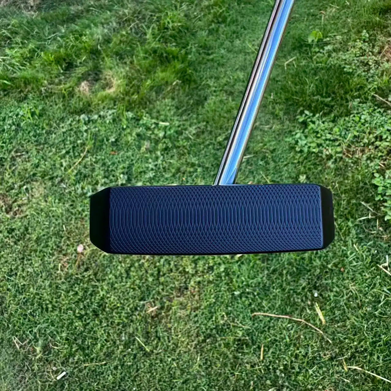 【Superior Feel】Vermilion Bird Golf Putter Non-Slip PU Grip Zinc Alloy Head for Enhanced Green Control & Stability - Buy online at  Vibe In Cart.