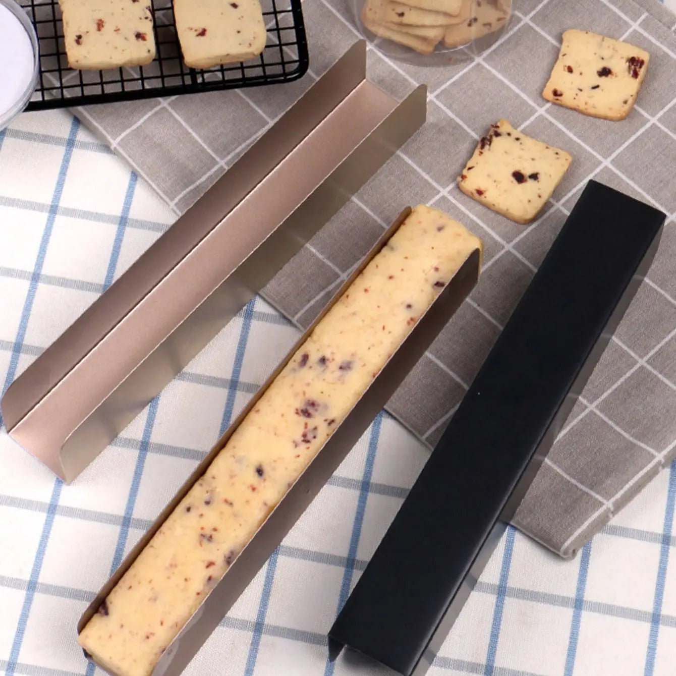 U-shaped Non-stick Carbon Steel Cookie Mold DIY Mold For Baking Square Forms For Cookies Cutters Bakeware Kitchen Accessories - Buy online at  Vibe In Cart.