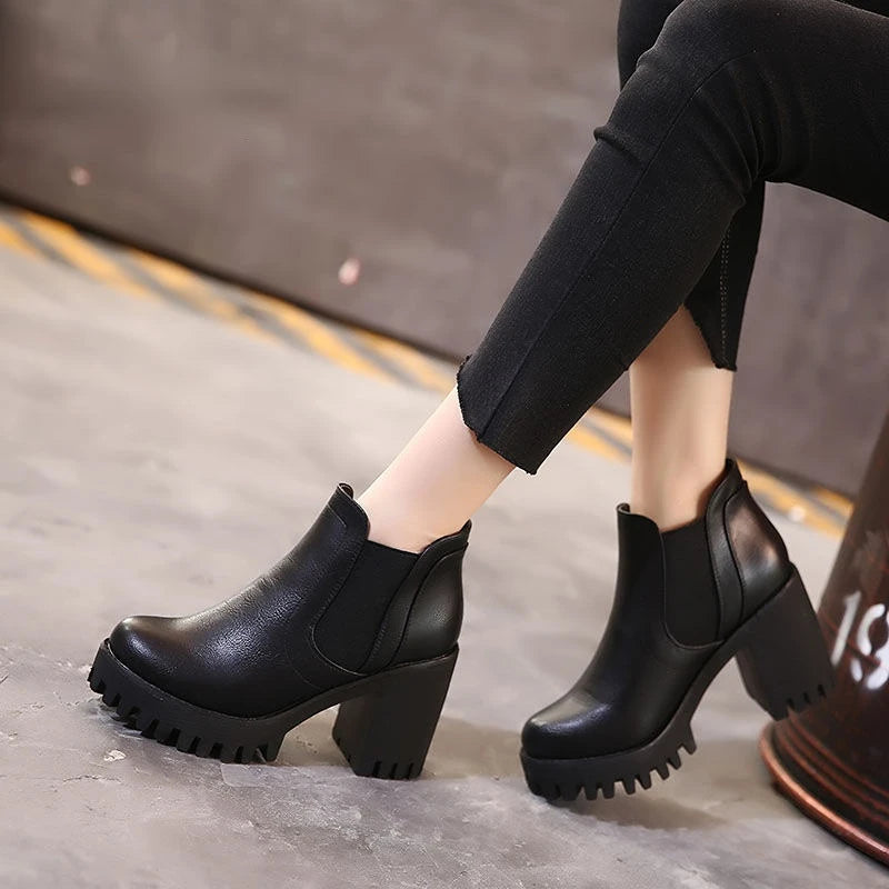 New in Women Boots Comfortable and Elegant Genuine Leather Hot Fur Shoes Woman Winter 2025 Chelsea Autumn Black Fashion Booties - Buy online at  Vibe In Cart.