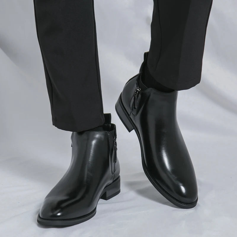Basic Men's Ankle Boots with Zip Closure and Flat Heel