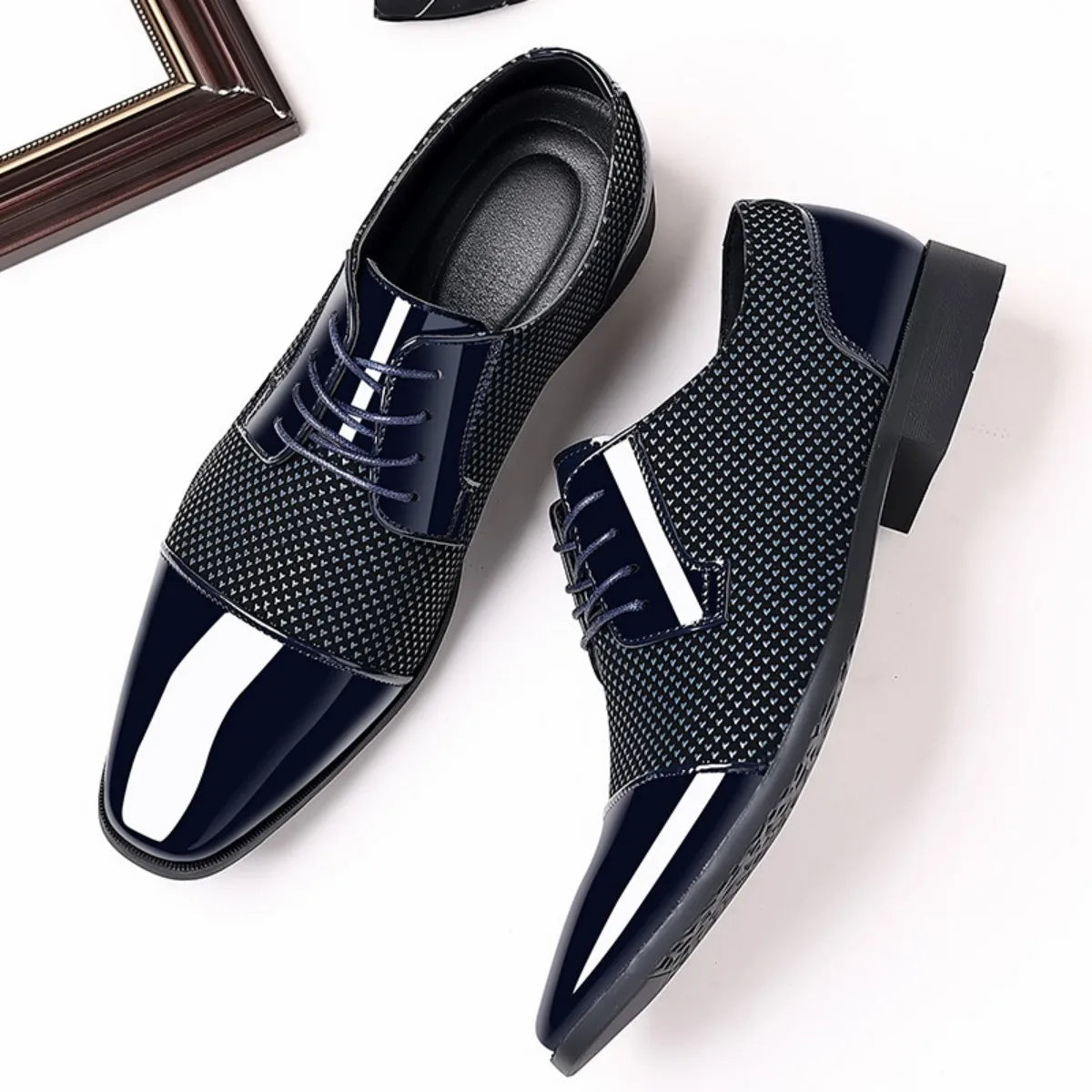 Men's Elastic Band Oxfords With PVC Insole And Rubber Outsole