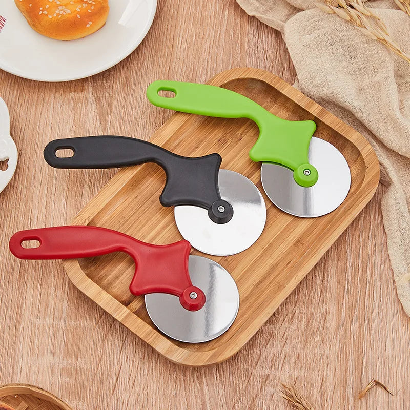 Stainless Steel Pizza Cutters Pastry Roller Cutter Pizza Knife Cookie Cake Roller Wheel Scissor Bakeware Kitchen Accessories - Buy online at  Vibe In Cart.