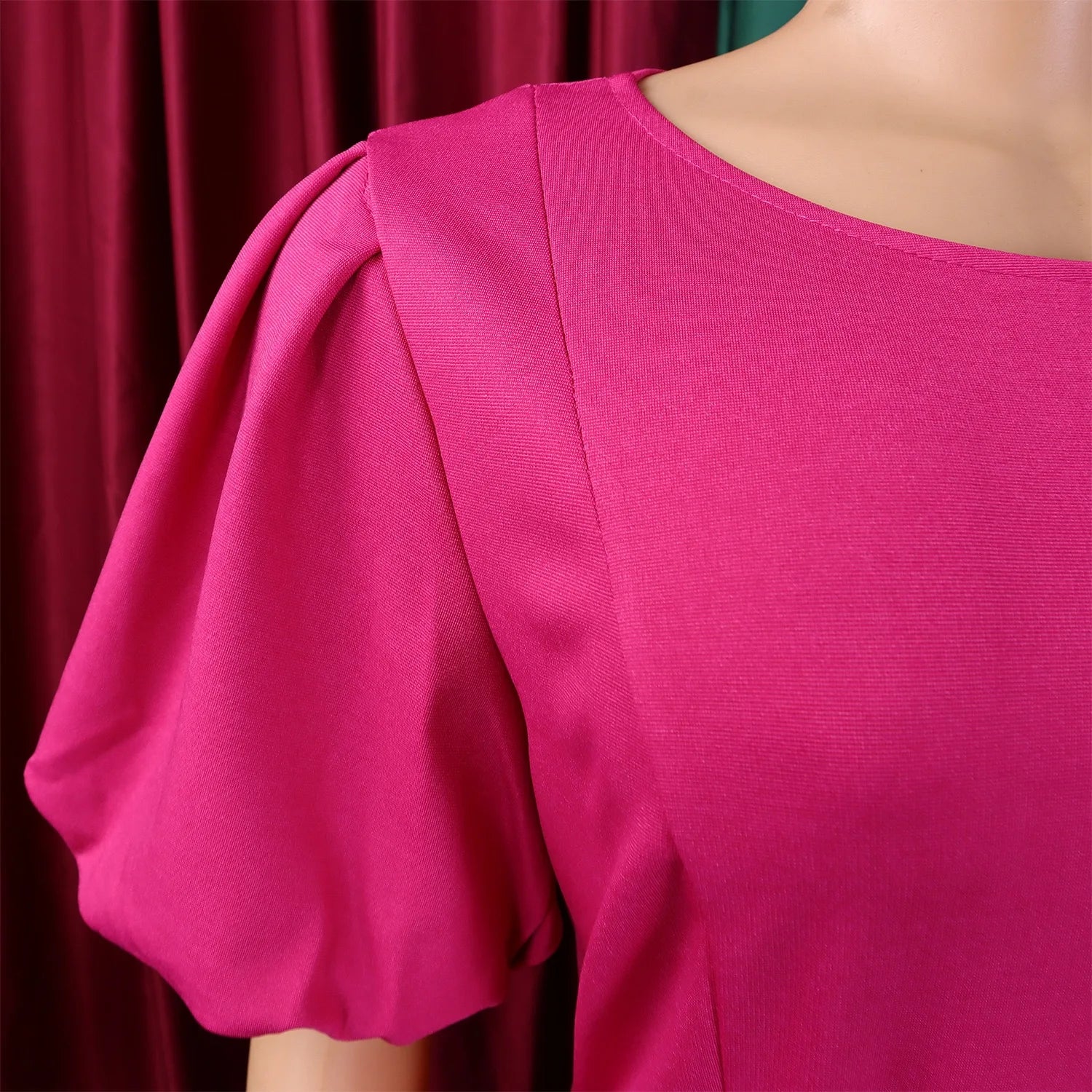 Women's Polyester O Neck Short Sleeve Belted Pleated Mid-Calf Dress