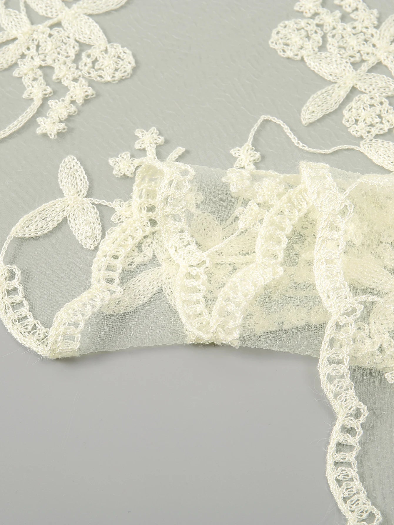 Adult Women's Triangular Lace Polyester Hair Scarf Accessory