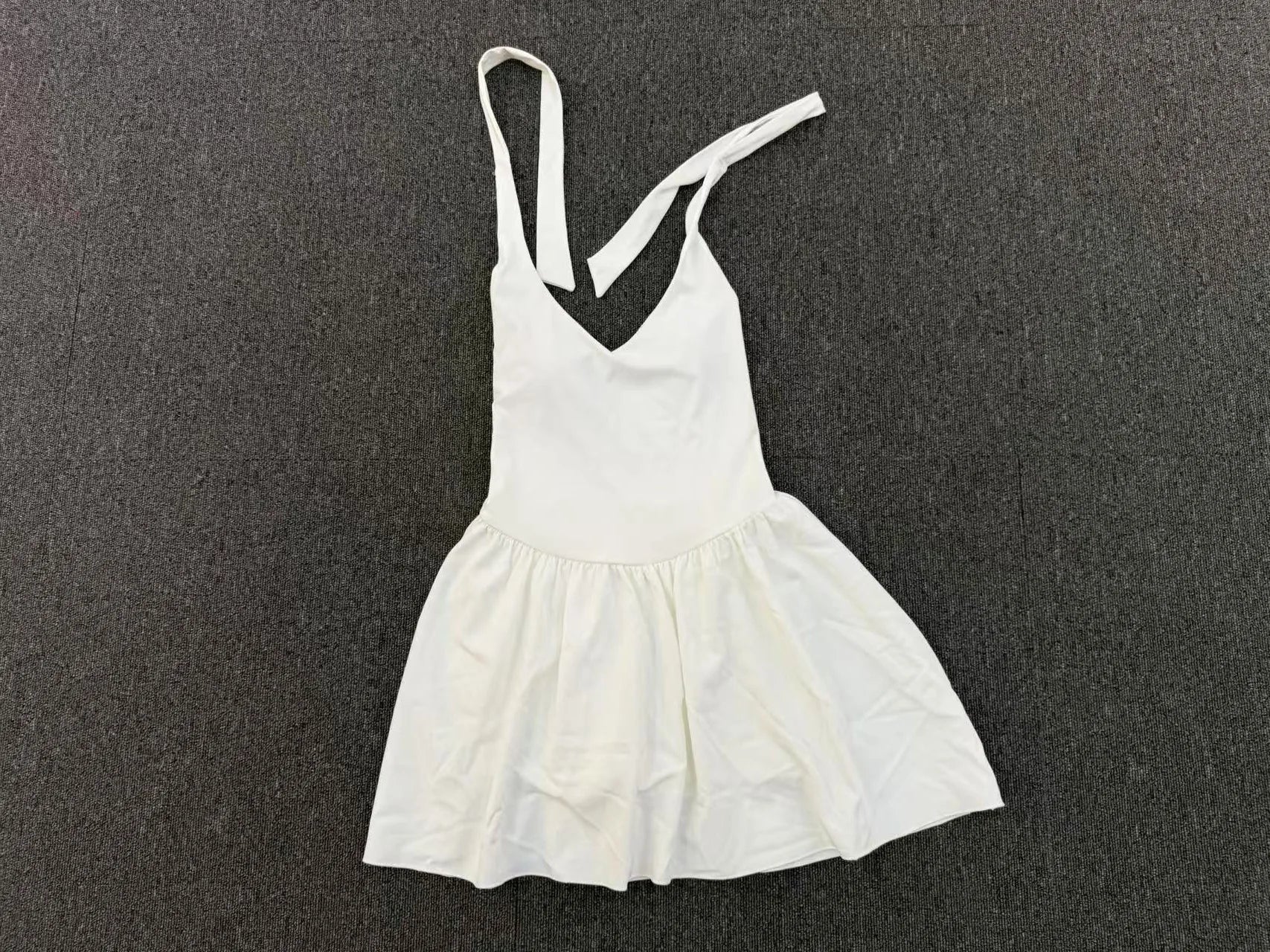 Hanging Neck Tennis Dress Women Solid Color Sleeveless Sports One Piece Pocket Suits Outdoor Running Fitness Yoga Golf Dresses