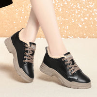 Women's Spring Lace-up Non-slip Leather Sneaker for Trekking and Leisure