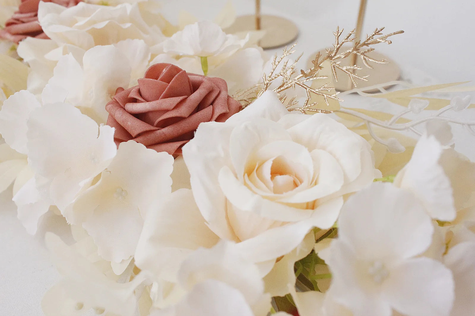 65cm White Rose Wedding Arch Floral Swag Decoration