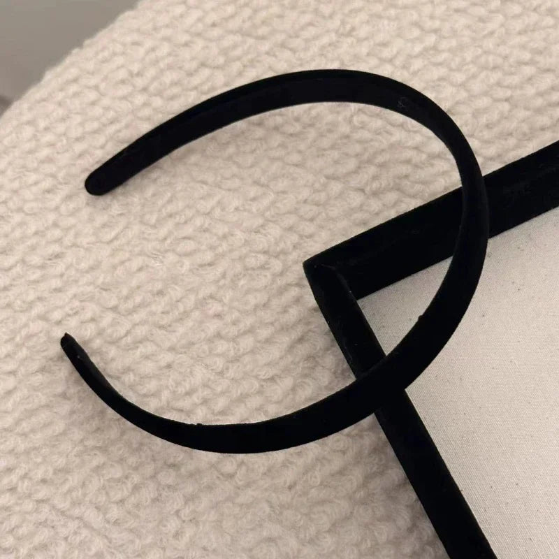 Headbands for Women Girl Hair Bands Korean Accessories Hoop Fascinators Elegant Headdress Vintage 2024 Popular New in Gift Black - Buy online at  Vibe In Cart.