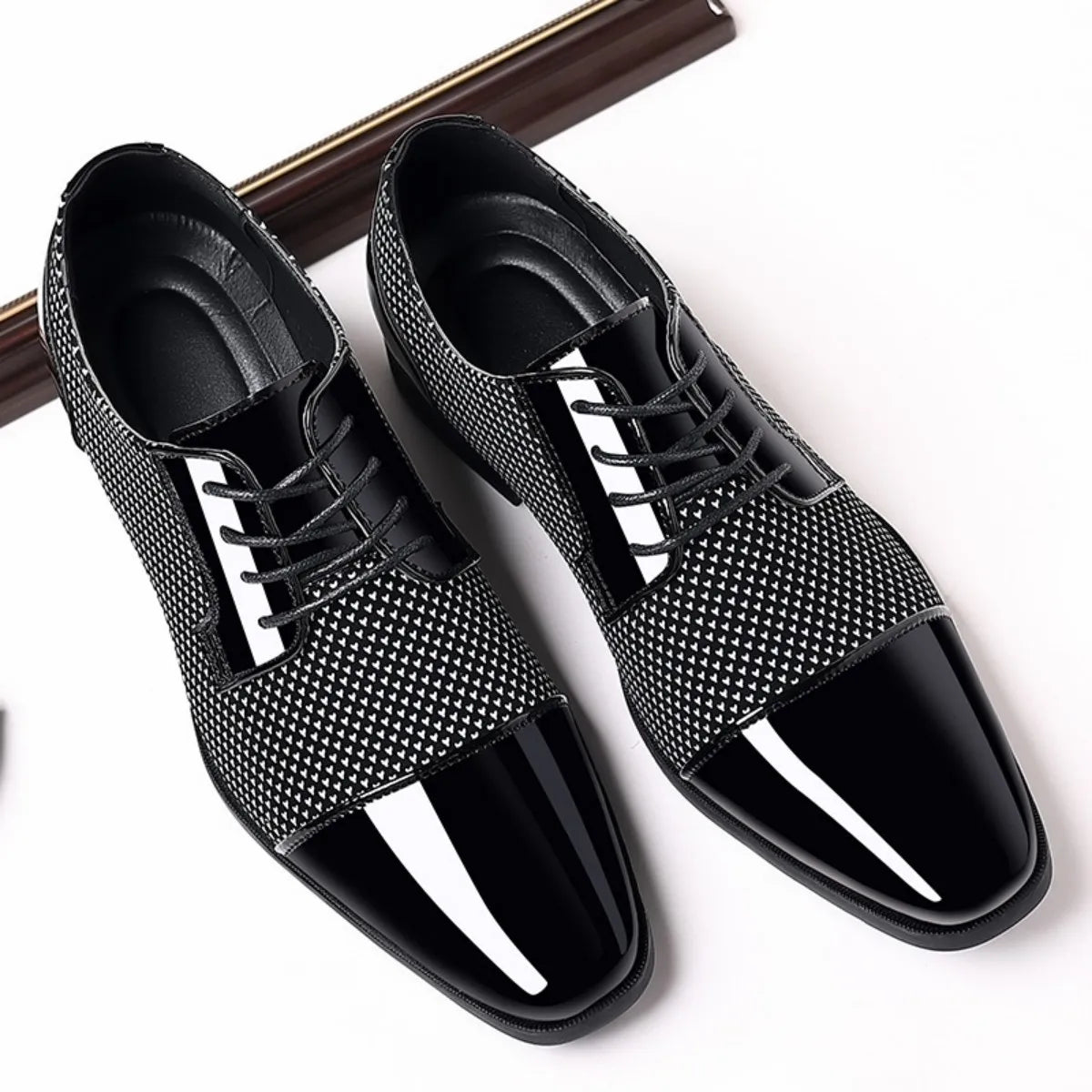 Men's Dress Shoes Classic Lace-up Formal Oxfords Modern Tuxedo Business Casual Scale Pattern Comfort Formal Shoes for Men - Buy online at  Vibe In Cart.
