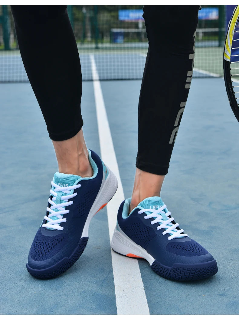 Unisex Lace-Up Tennis Shoes Breathable And Shock-Absorbent