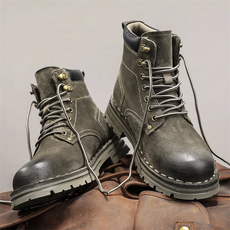 Men's Ankle Height Lace-Up Flat Heel Boots with Bonded Leather Insole and Mesh Lining