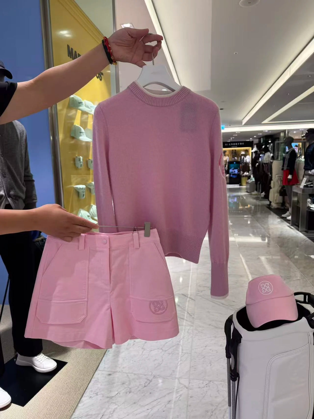 Women's Fashionable Casual Golf Shorts - Pleated A-Line Style with Excellent Stretch