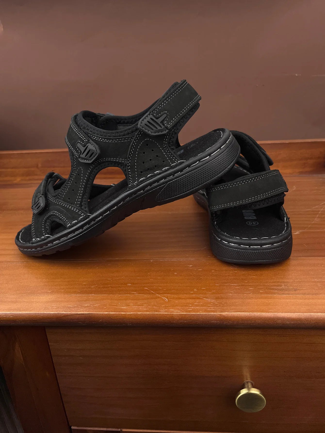 First-Layer Cowhide Men's Sports Sandals, Open-Toe Outdoor Non-Slip Sandals, Casual Men's Shoes, Outdoor Fashion Beach Shoes, Li - Buy online at  Vibe In Cart.