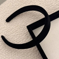 Women's Casual Black Plastic Headband for All Seasons