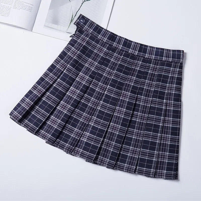 Women's Pleated Plaid A-Line High Waist Mini Skirt in Black