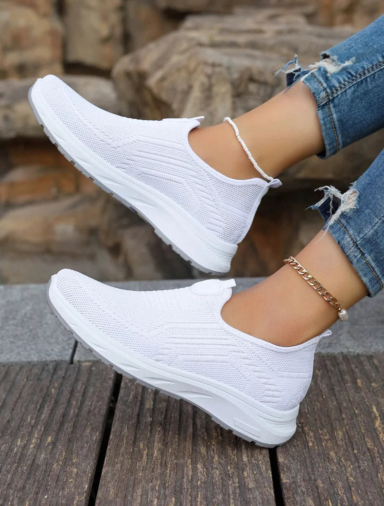 Women's Mesh Breathable Casual Shoes Large Size Soft Sole Slip-On