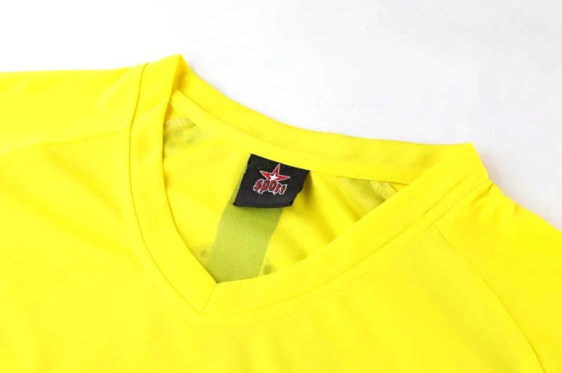 Men's Polyester Soccer Referee Uniform with Jersey and Shorts