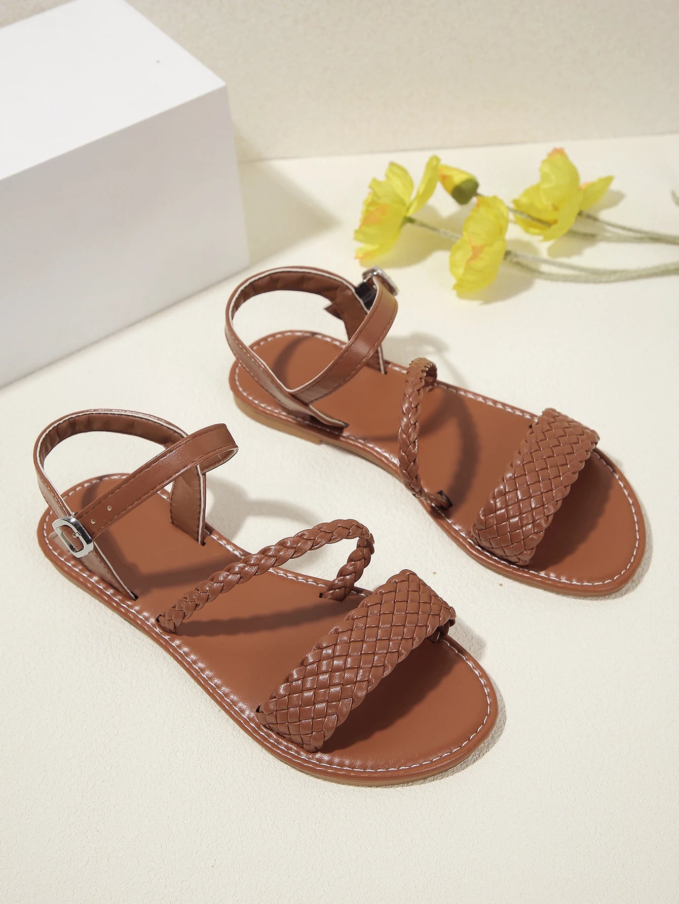 Women's Casual Flat Sandals Braided Design Popular Brown Color Comfortable Shoes for Everyday Wear - Buy online at  Vibe In Cart.