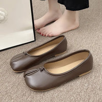 Women's Split Toe Ballet Flats With Slip-On Closure