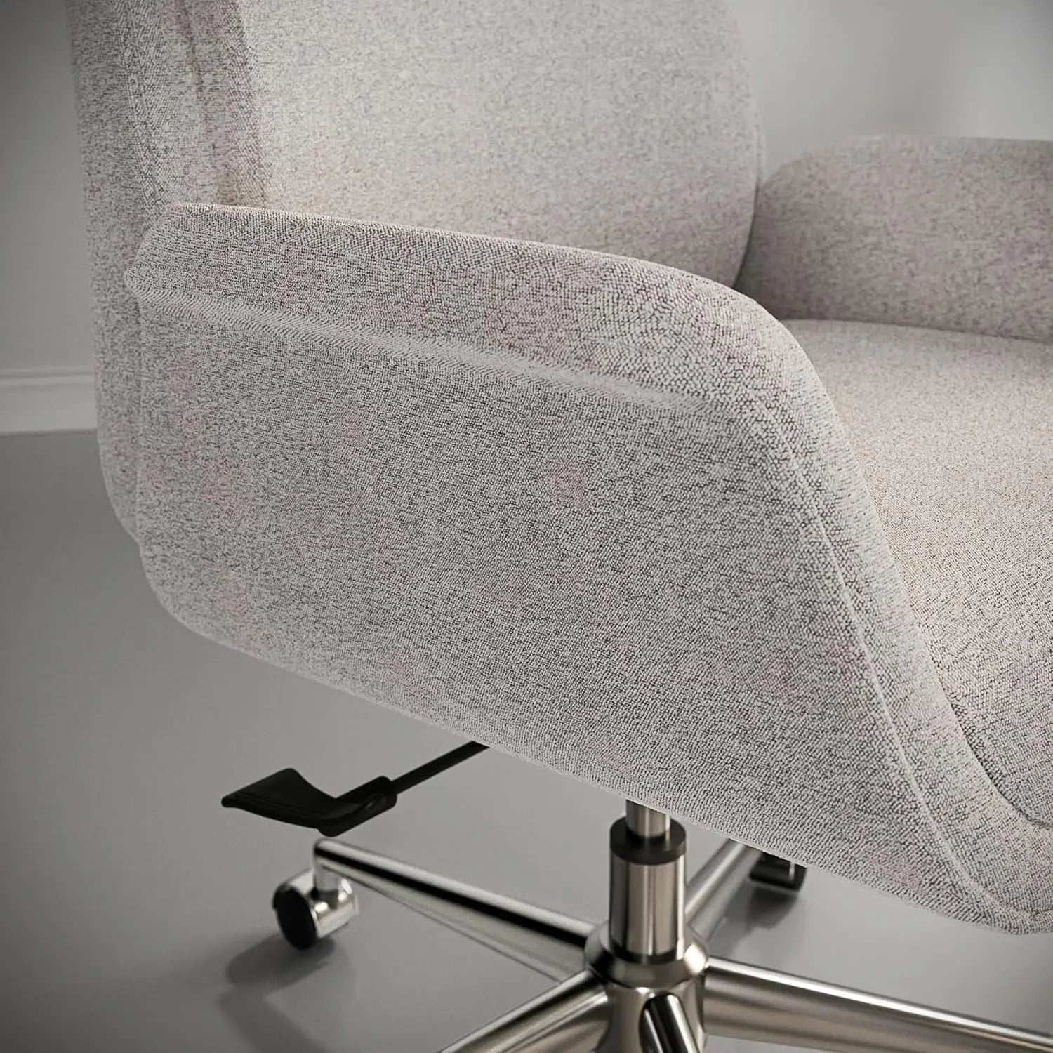 Modern Comfort Pizana Bouclé Fabric High-Back Executive Office Chair, Light Sand/Brushed Nickel, BIFMA Compliant - Buy online at  Vibe In Cart.