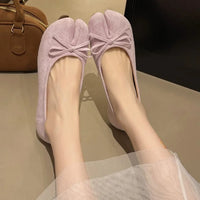 Women's Split Toe Ballet Flats With Slip-On Closure
