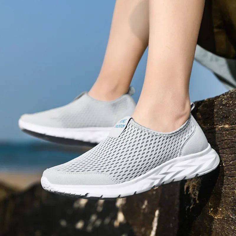 Men's Breathable Mesh Casual Shoes Non-Slip Outdoor Lightweight