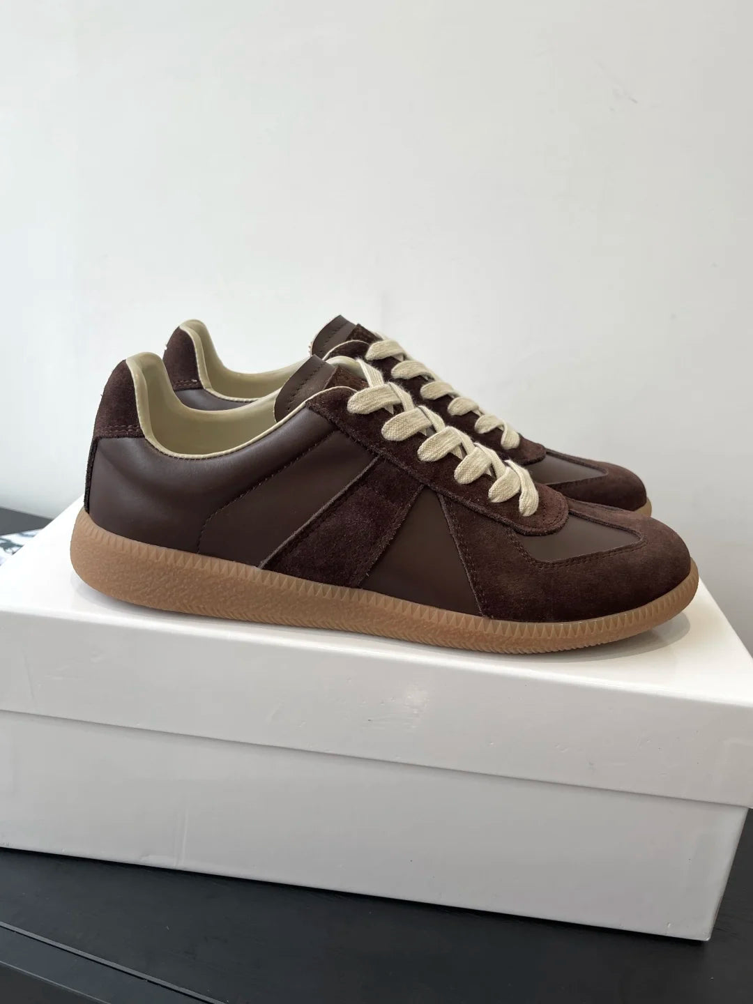 Men's White Lace-Up Genuine Leather Casual Shoes