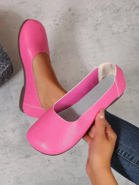 Popular flat sole single shoe round toe bean shoes 2024 new soft soled women's shoes large size single shoe grandmother shoes - Buy online at  Vibe In Cart.