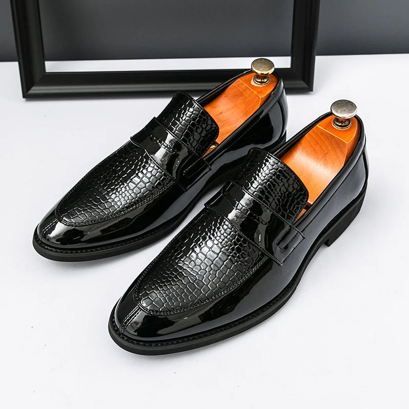 Men's Color Blocked Round Toe Business Casual Loafers