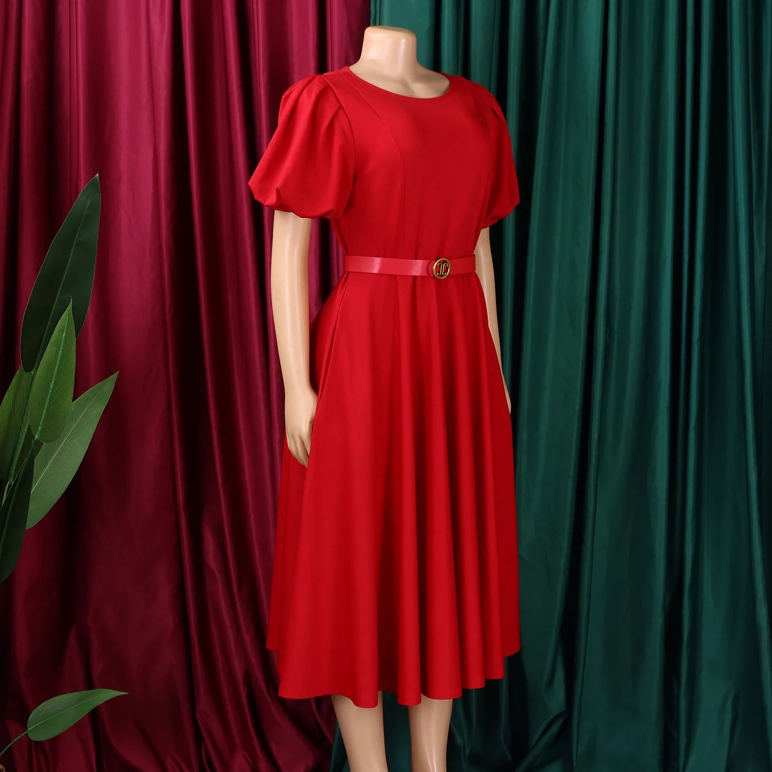 Women's Polyester O Neck Short Sleeve Belted Pleated Mid-Calf Dress