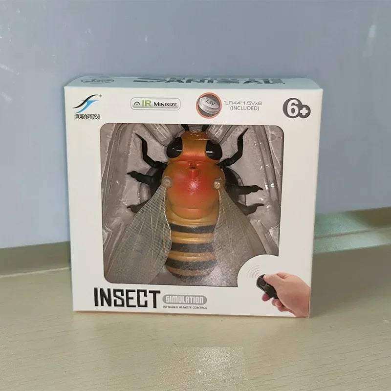 Trick Electric Cockroach Pet RC Simulation Spider Robotic Remote Control Ant Toy Halloween Xmas Mini Gift for Adult Prank Insect