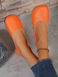 Popular flat sole single shoe round toe bean shoes 2024 new soft soled women's shoes large size single shoe grandmother shoes - Buy online at  Vibe In Cart.