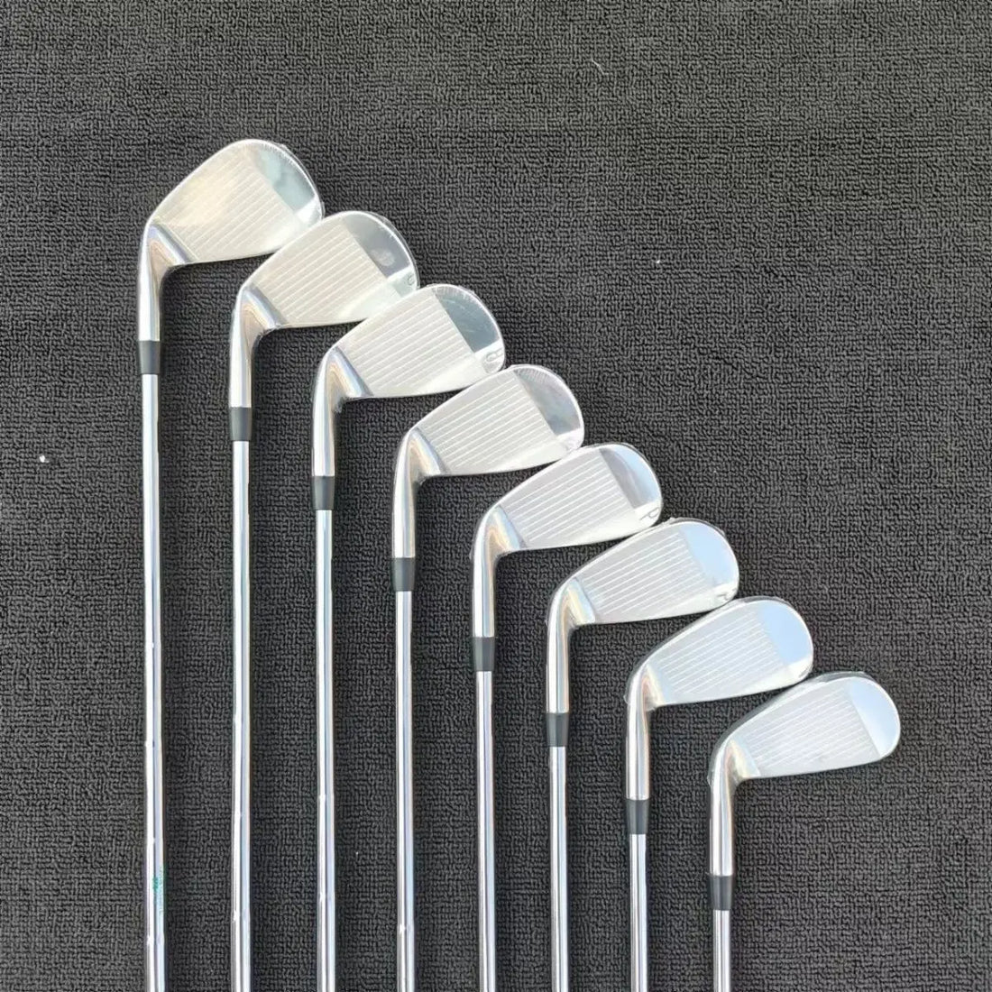 Right Handed Men's Golf Irons Set, 8-Piece, 4-9PW, Steel and Graphite Shaft