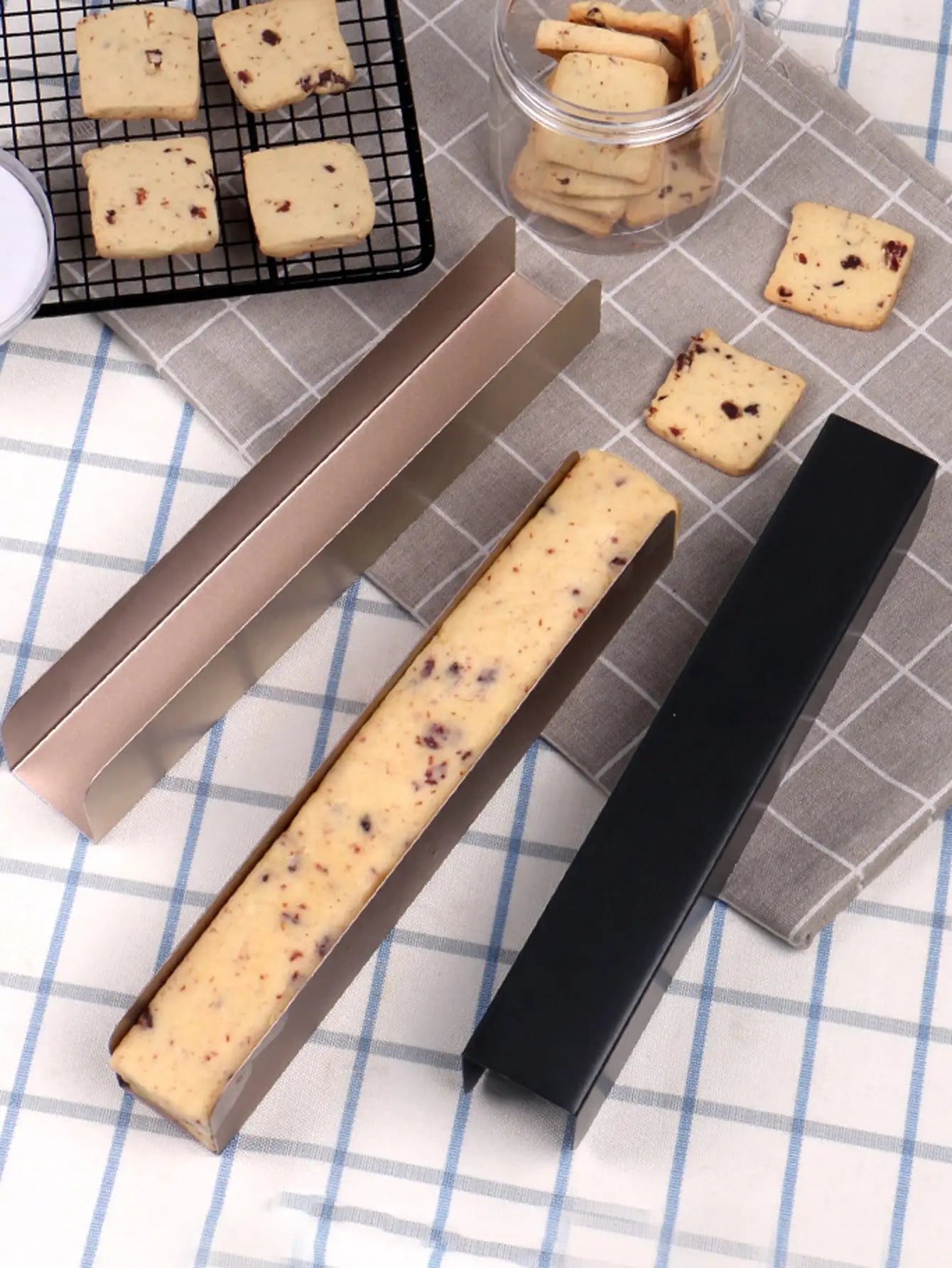 U-shaped Non-stick Carbon Steel Cookie Mold DIY Mold For Baking Square Forms For Cookies Cutters Bakeware Kitchen Accessories - Buy online at  Vibe In Cart.