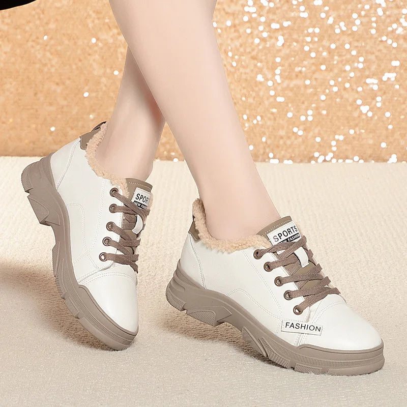 Women's Spring Lace-up Non-slip Leather Sneaker for Trekking and Leisure
