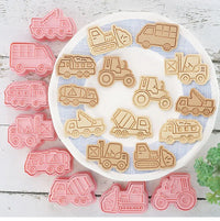 8-Piece Plastic 3D Cookie Cutters Set with Cartoon Designs