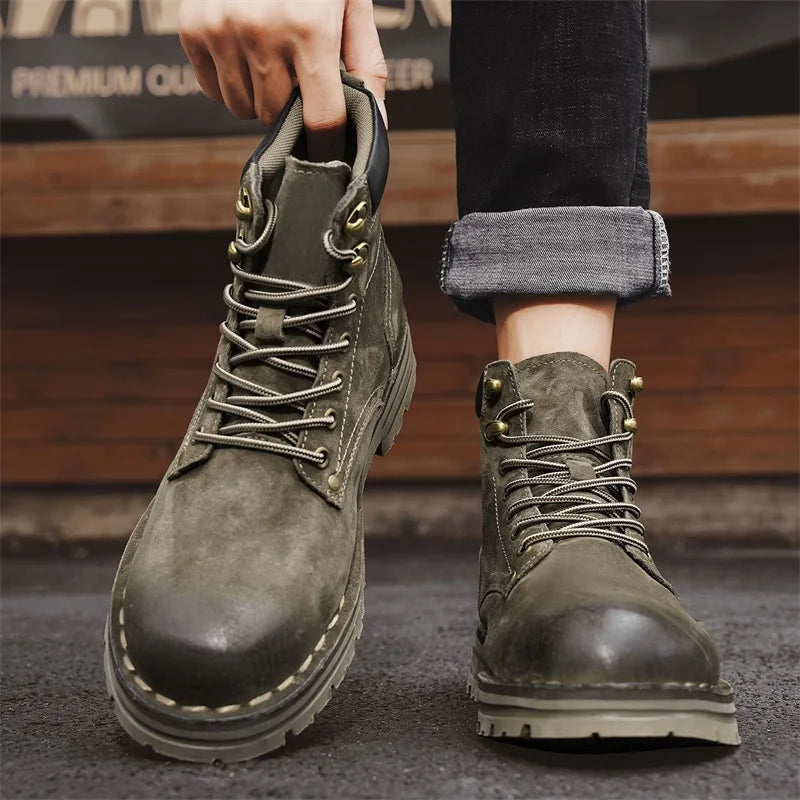 Men's Ankle Height Lace-Up Flat Heel Boots with Bonded Leather Insole and Mesh Lining