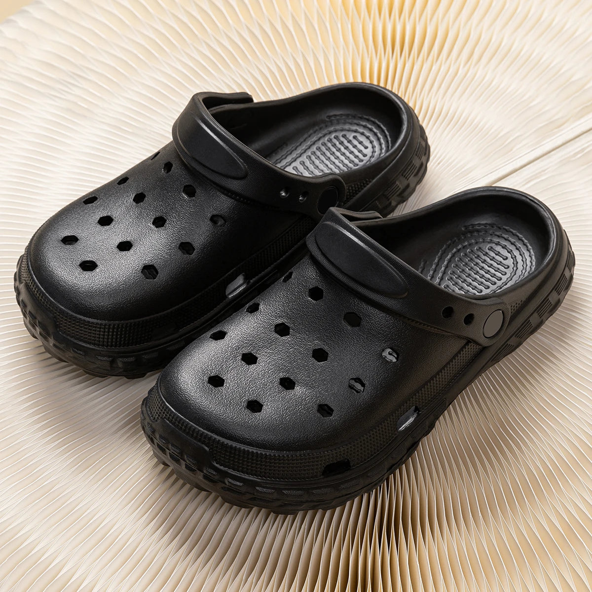 Women and Men's Hole Shoes Summer Non-Slip Outdoor Sandals Closed Toe Shit Feeling Beach Slippers Thick Bottom Soft Bottom - Buy online at  Vibe In Cart.