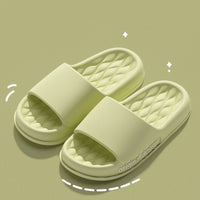 Men's Summer Outdoor Slippers EVA Sole Low Heel Design