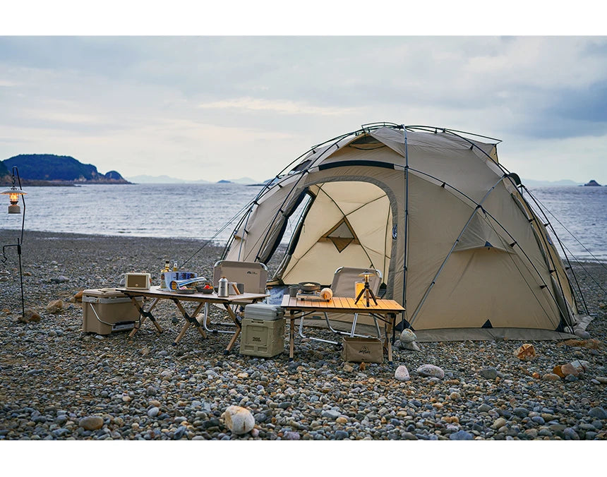 Waterproof Windproof Nylon Camping Dome Tent for 3-4 People