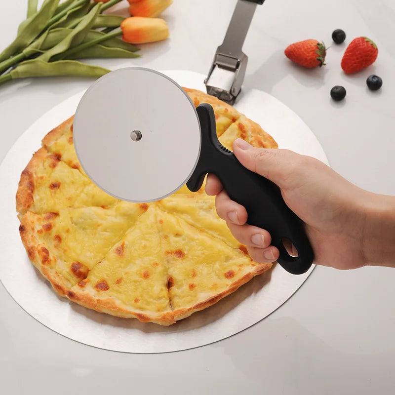Stainless Steel Pizza Cutters Pastry Roller Cutter Pizza Knife Cookie Cake Roller Wheel Scissor Bakeware Kitchen Accessories - Buy online at  Vibe In Cart.