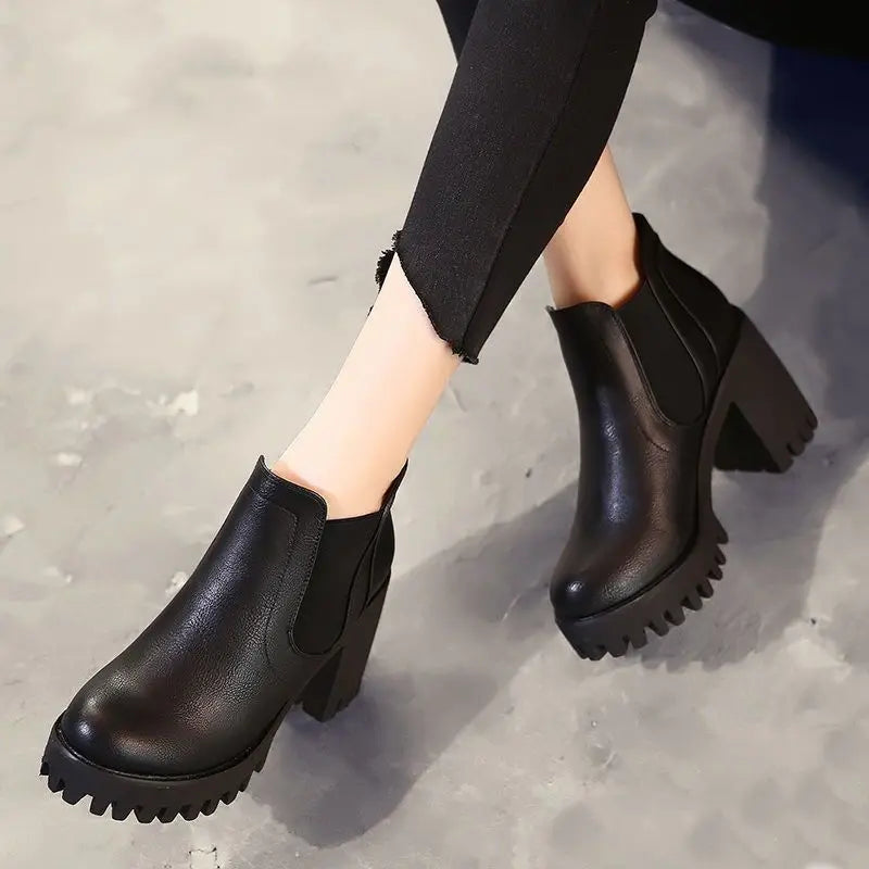 New in Women Boots Comfortable and Elegant Genuine Leather Hot Fur Shoes Woman Winter 2025 Chelsea Autumn Black Fashion Booties - Buy online at  Vibe In Cart.