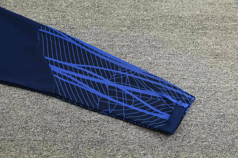 Long Sleeve Polyester Football Tracksuit Set for Men with Jacket and Pants