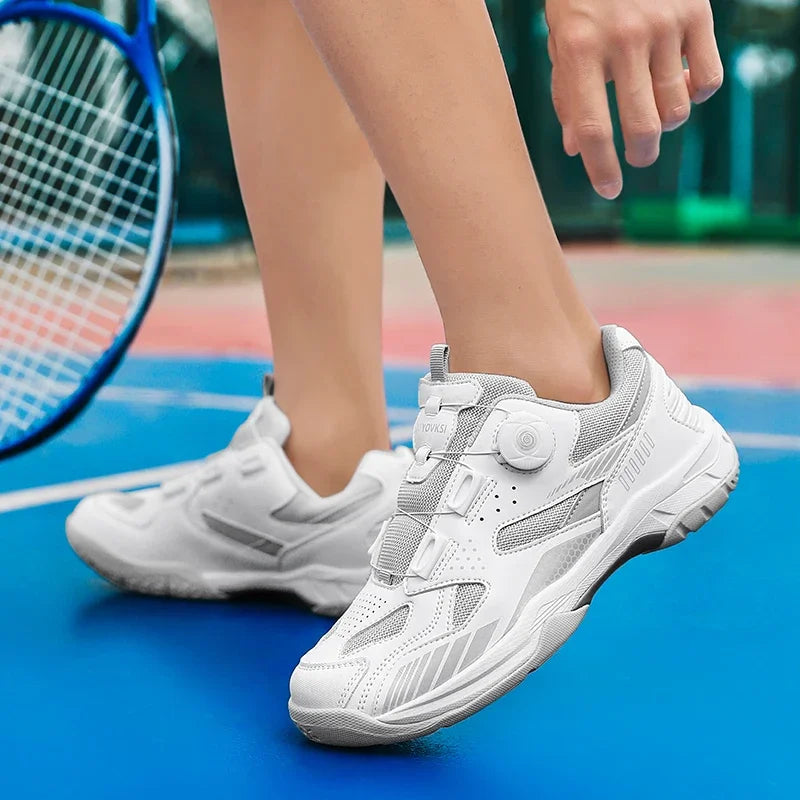 Breathable Anti-Slippery Tennis Shoes for Men with EVA Insole