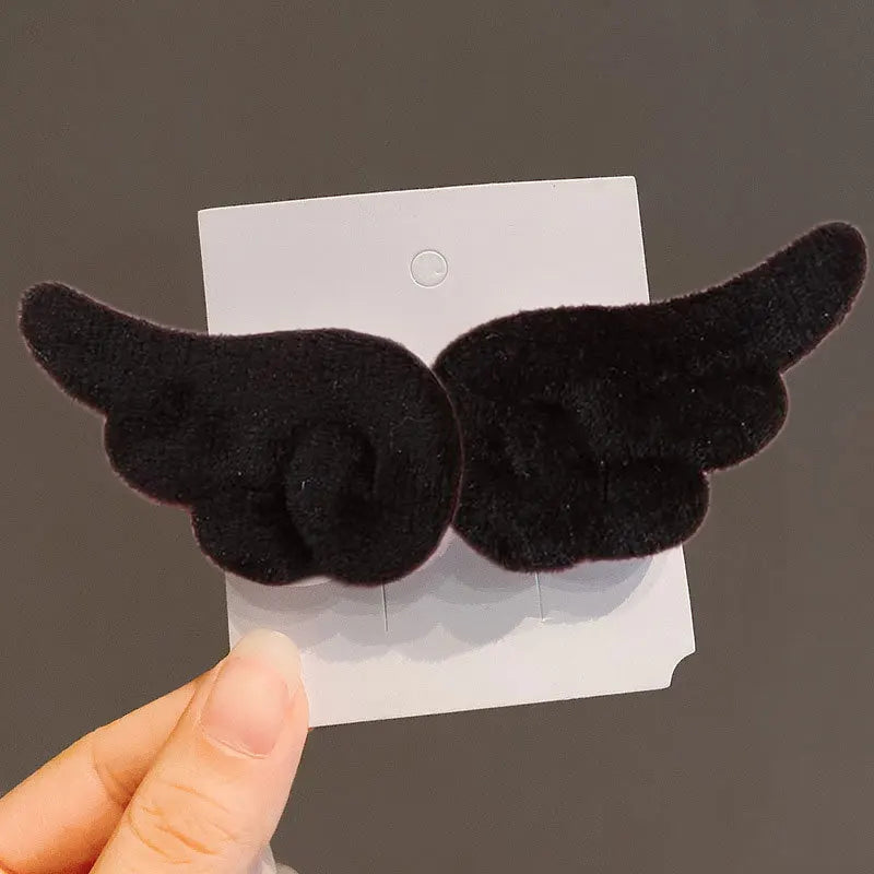 Girls' Angel Wing Plush Hair Clip With Nylon And Wool