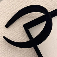 Headbands for Women Girl Hair Bands Korean Accessories Hoop Fascinators Elegant Headdress Vintage 2024 Popular New in Gift Black - Buy online at  Vibe In Cart.